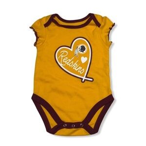 NWOT Washington Redskins Gold Burgundy NFL Commanders Onesie Romper Bodysuit New